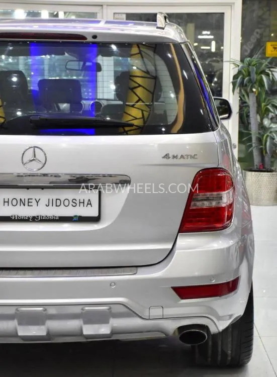 Mercedes Benz ML Class 2009 for Sale in Dubai Image-8