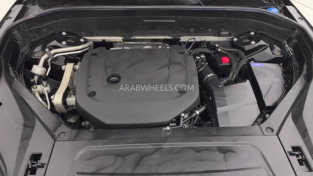 Volvo XC90 2023 for Sale in Dubai Image-9