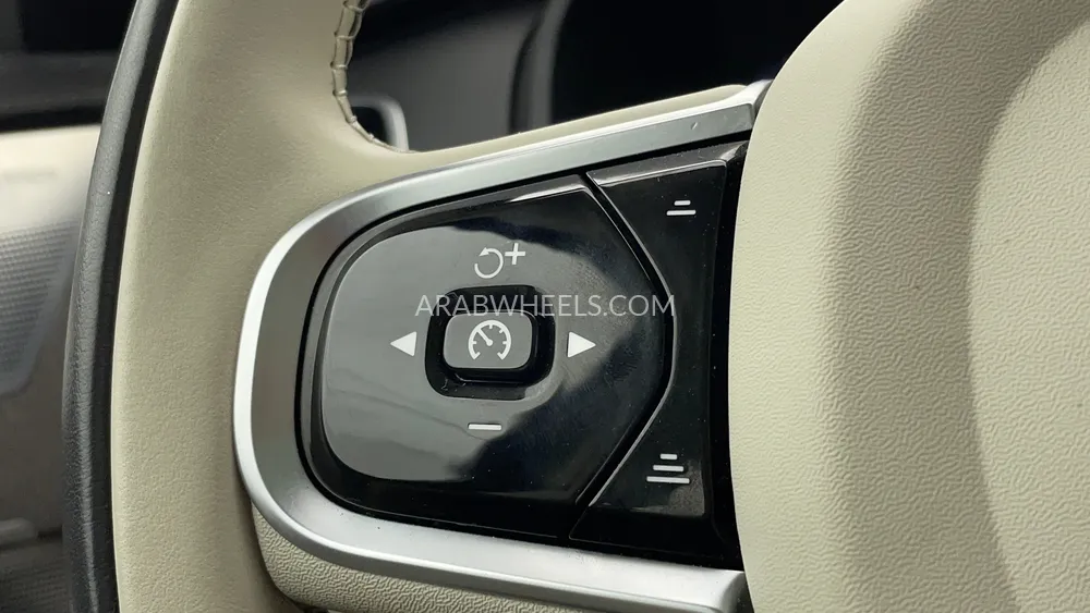 Volvo XC90 2023 for Sale in Dubai Image-22