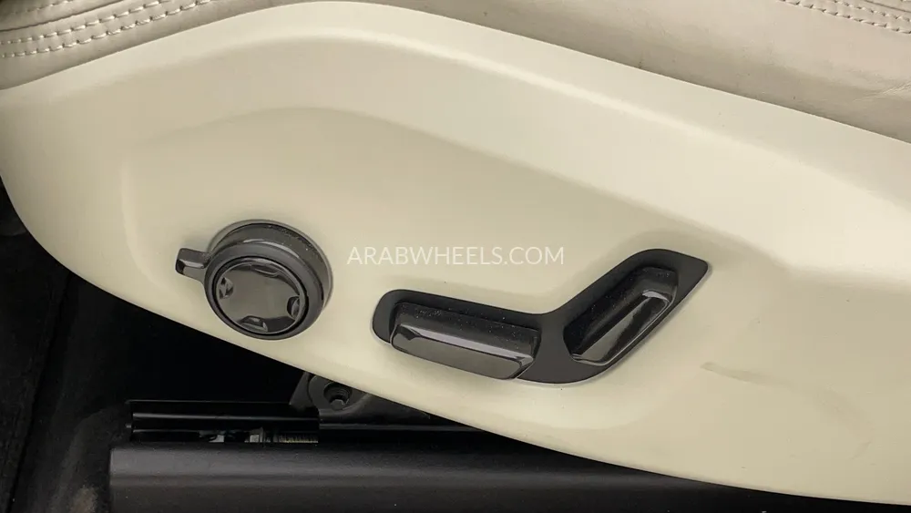 Volvo XC90 2023 for Sale in Dubai Image-24