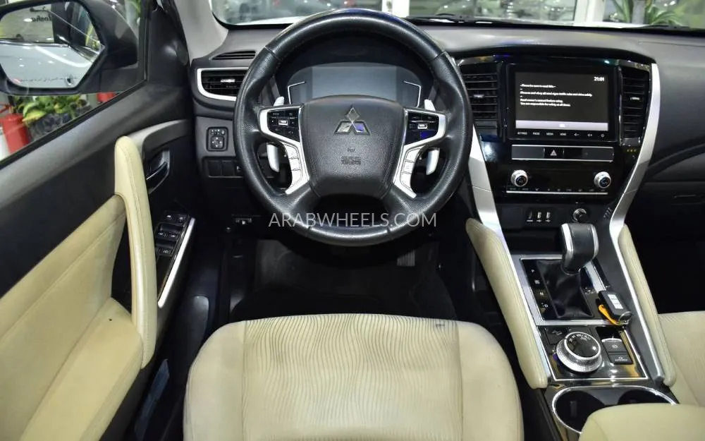 Mitsubishi Montero Sport 2021 for Sale in Dubai Image-12