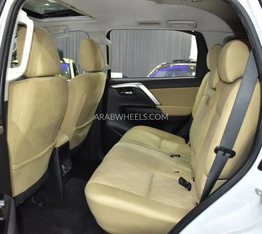 Mitsubishi Montero Sport 2021 for Sale in Dubai Image-16