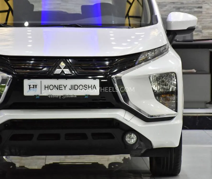 Mitsubishi Xpander 2022 for Sale in Dubai Image-4