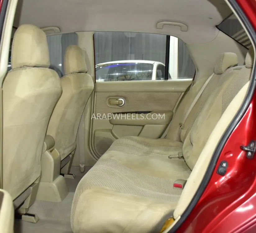 Nissan Tiida 2011 for Sale in Dubai Image-15