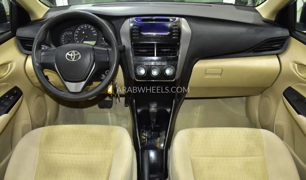Toyota Yaris 2022 for Sale in Dubai Image-11
