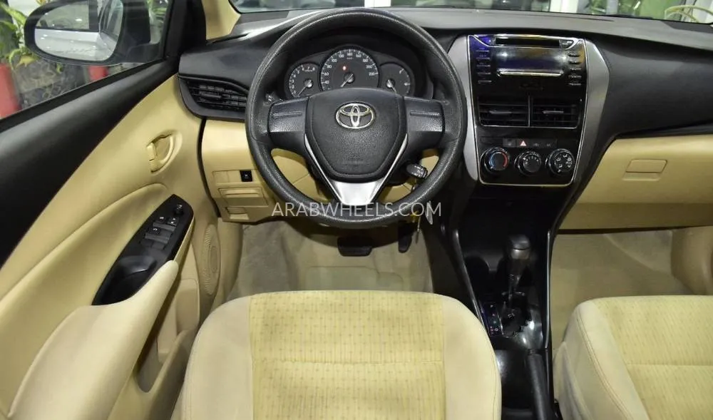 Toyota Yaris 2022 for Sale in Dubai Image-12