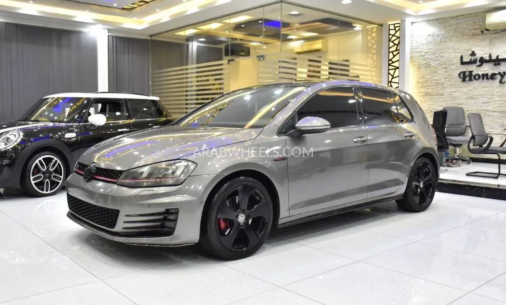 Volkswagen Golf GTI 2017 for Sale in Dubai Image-3