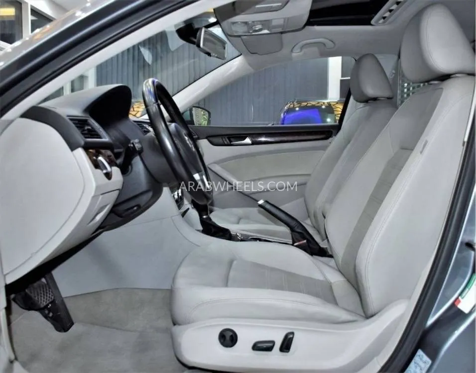 Volkswagen Passat 2013 for Sale in Dubai Image-10