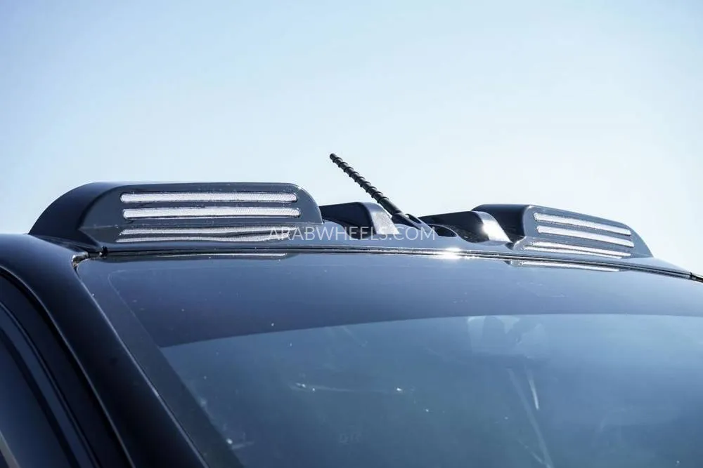 تويوتا هايلوكس 2018 for Sale in دبي Image-11