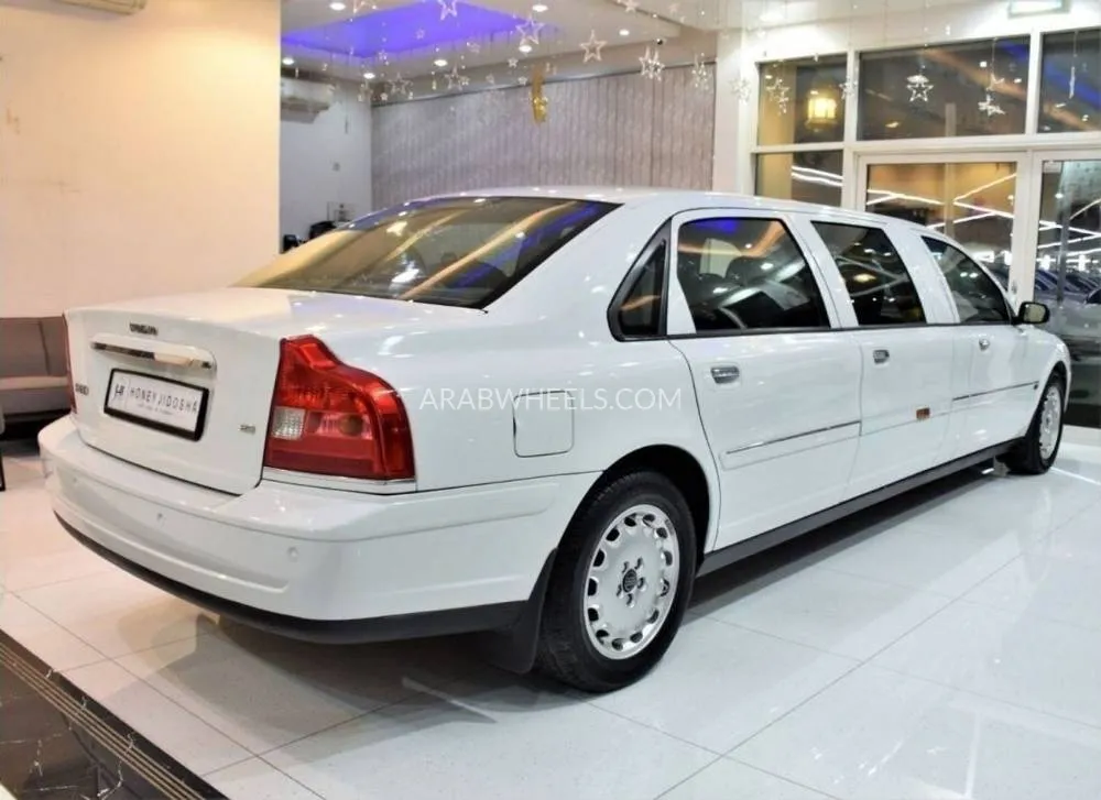 Volvo S80 2004 for Sale in Dubai Image-6