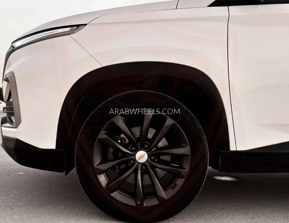 Chevrolet Captiva 2023 for Sale in Sharjah Image-20