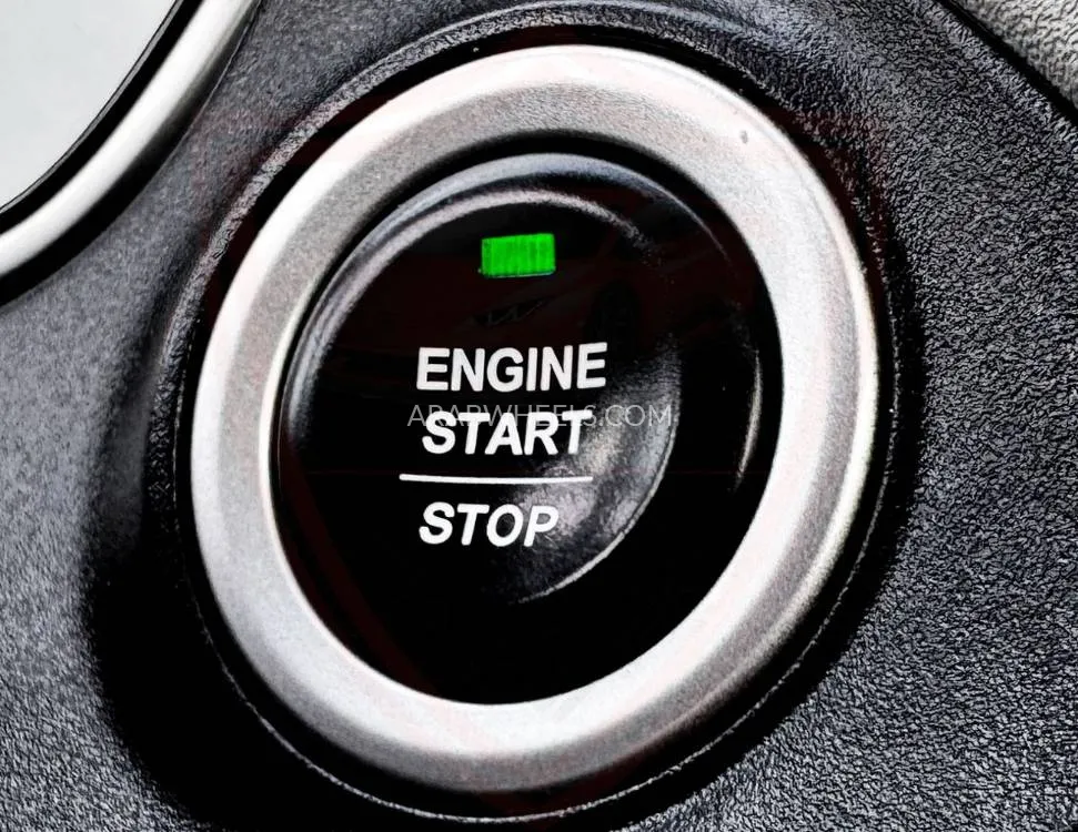 Chevrolet Captiva 2023 for Sale in Sharjah Image-17