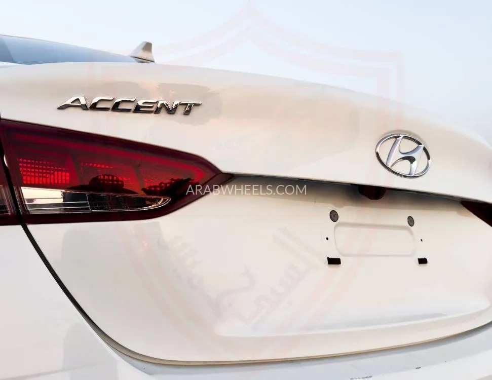Hyundai Accent 2023 for Sale in Sharjah Image-7