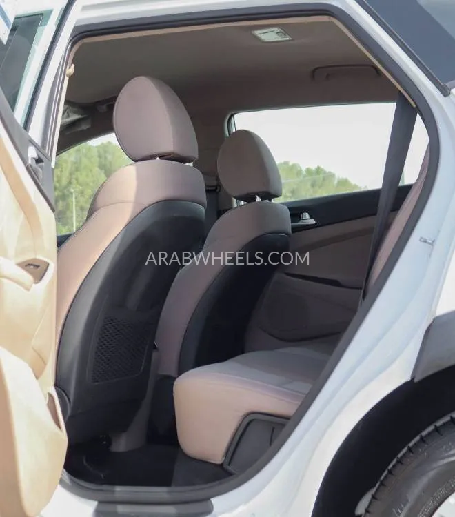 Hyundai Tucson 2020 for Sale in Sharjah Image-11