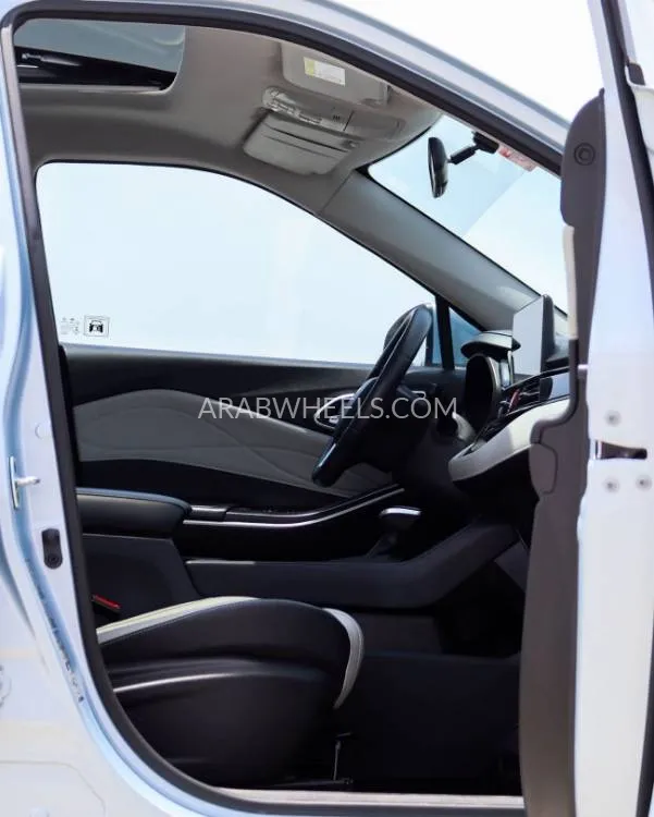 JAC JS4 2023 for Sale in Sharjah Image-9