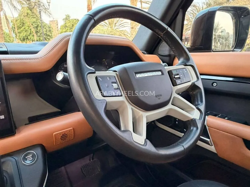 Land Rover Defender 2024 for Sale in Dubai Image-19