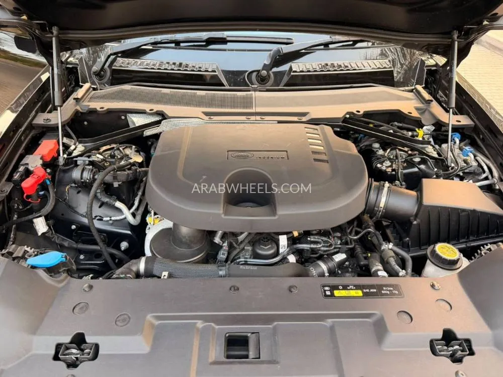 Land Rover Defender 2024 for Sale in Dubai Image-26