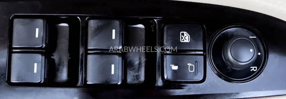 Mazda 6 2023 for Sale in Sharjah Image-19