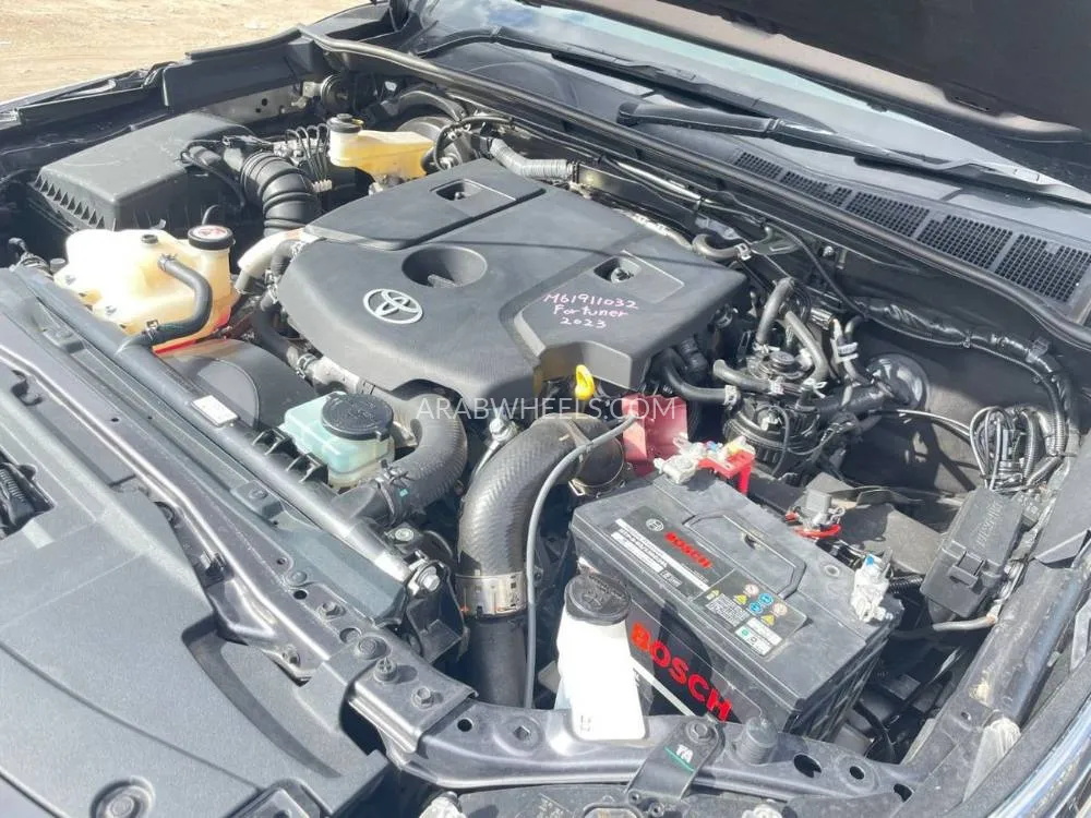 Toyota Fortuner 2023 for Sale in Dubai Image-24