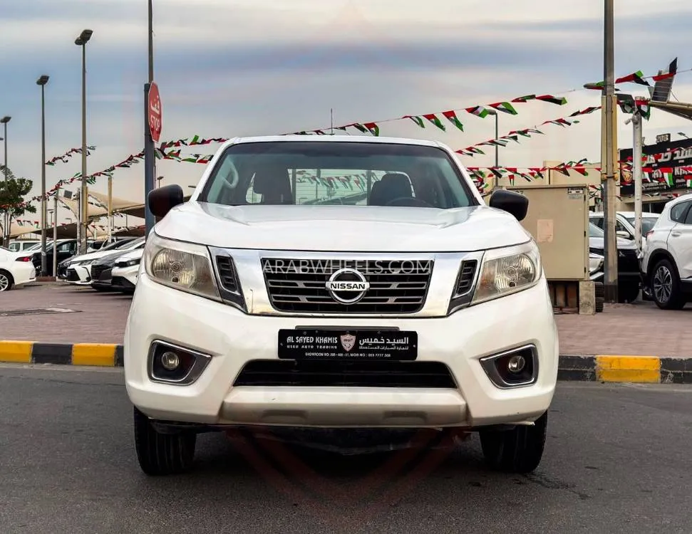 Nissan Navara 2022 for Sale in Sharjah Image-2