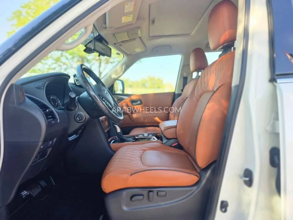 Nissan Patrol 2023 for Sale in Dubai Image-3