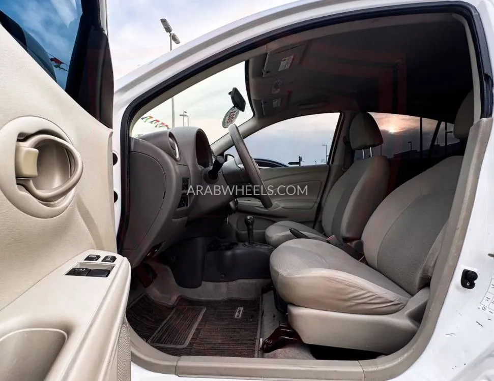Nissan Sunny 2023 for Sale in Sharjah Image-8