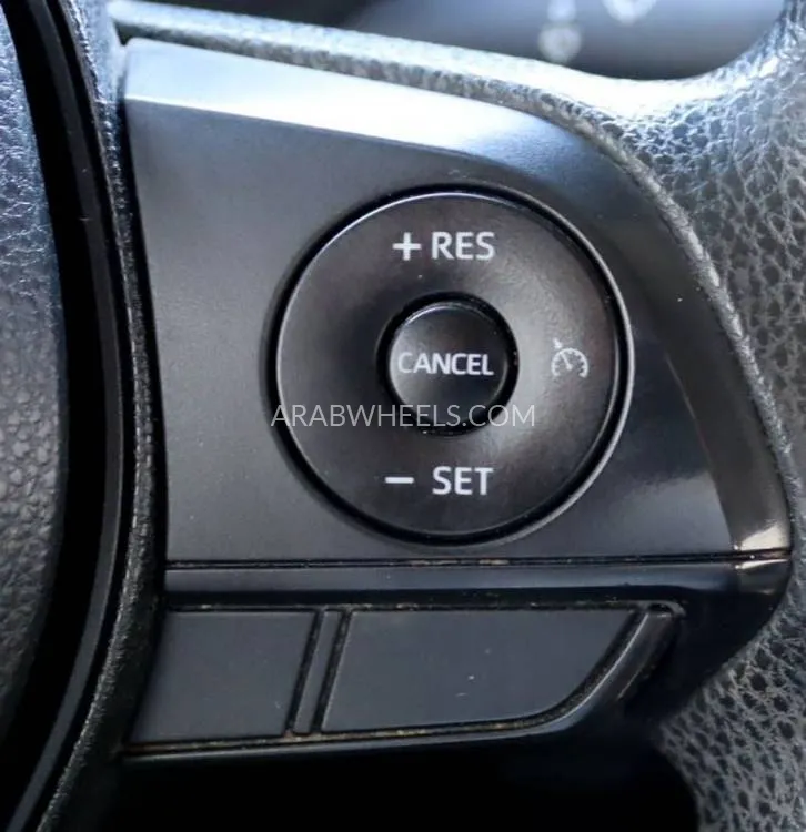 Toyota Corolla 2020 for Sale in Sharjah Image-15