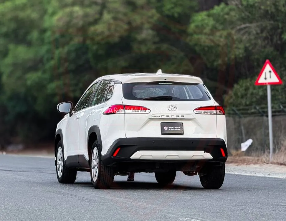 تويوتا كورولا كروس 2024 for Sale in الشارقة Image-4