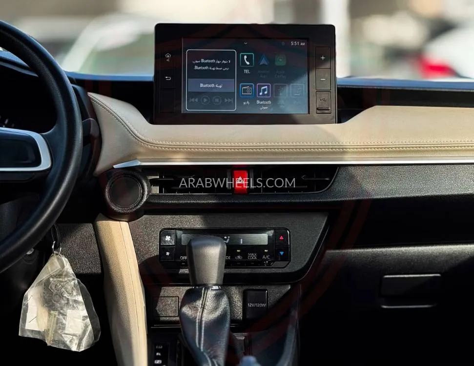 تويوتا يارس 2023 for Sale in الشارقة Image-14