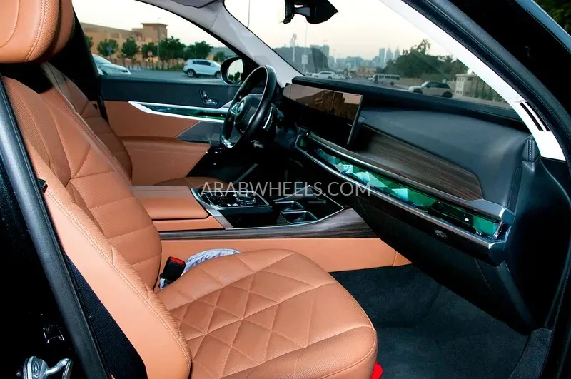 BMW 7 series 2025 for Sale in Dubai Image-2