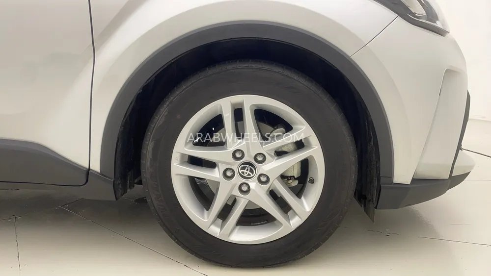 Toyota C-HR 2022 for Sale in Dubai Image-10