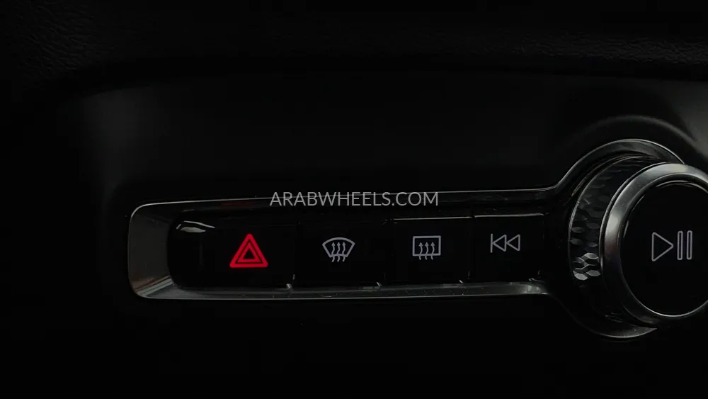 Volvo XC40 2023 for Sale in Dubai Image-48