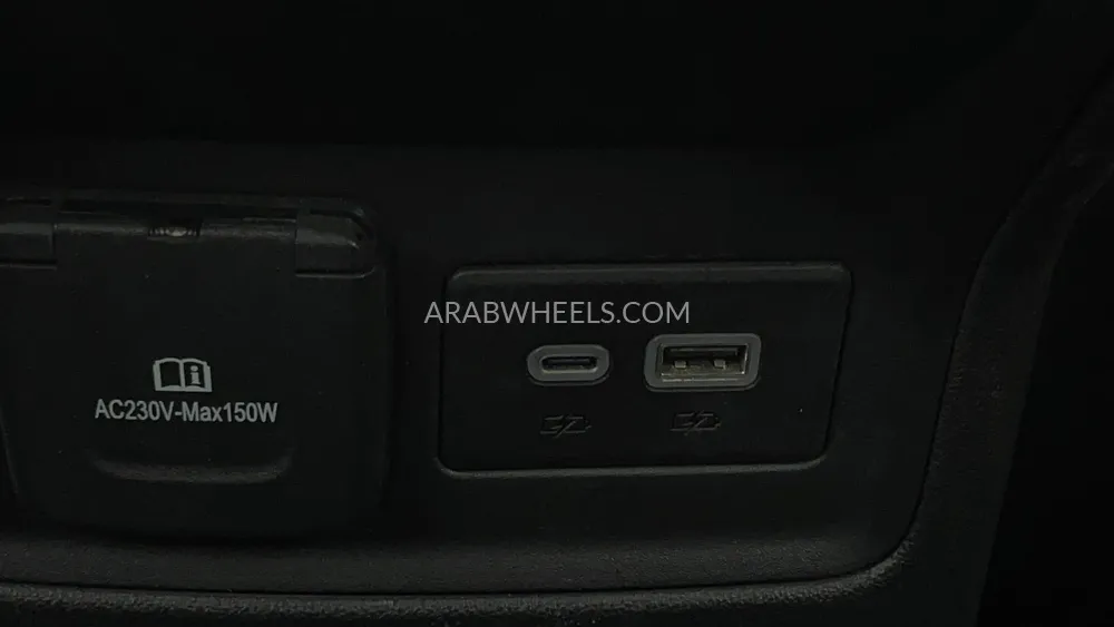 GMC Acadia 2023 for Sale in Dubai Image-55