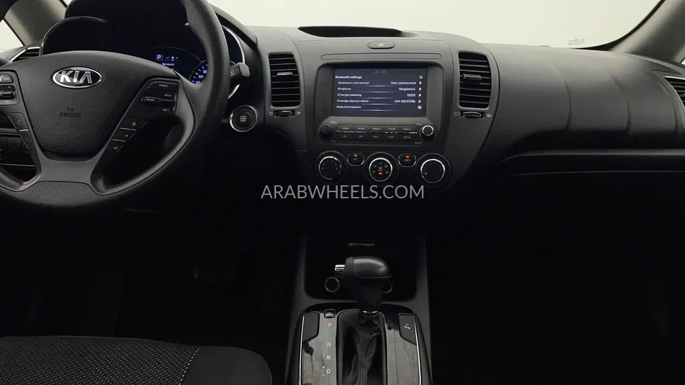 Kia Cerato 2018 for Sale in Dubai Image-14