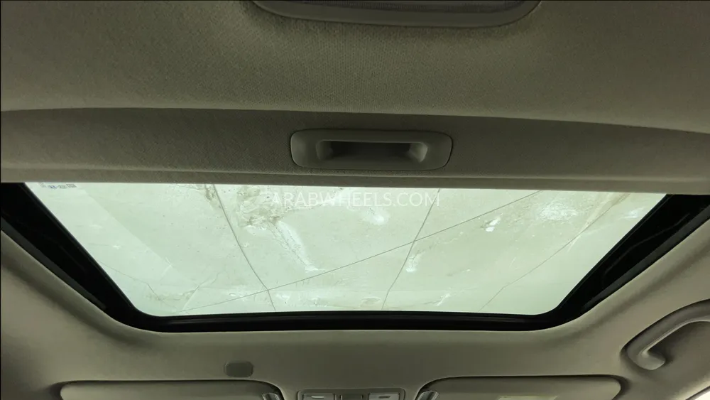 Kia Cerato 2018 for Sale in Dubai Image-24