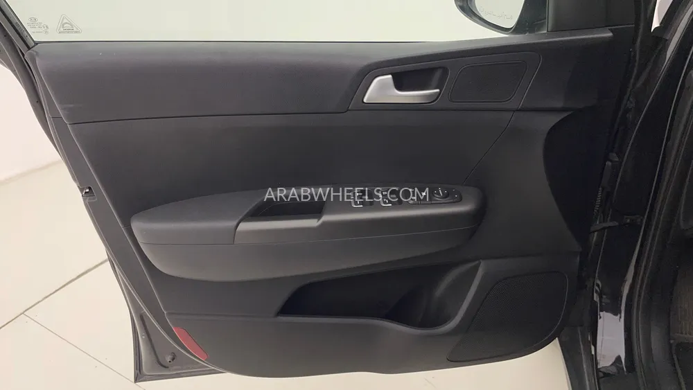 Kia Sportage 2022 for Sale in Dubai Image-19