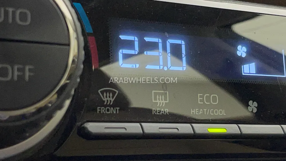 تويوتا راف 4 2023 for Sale in دبي Image-45