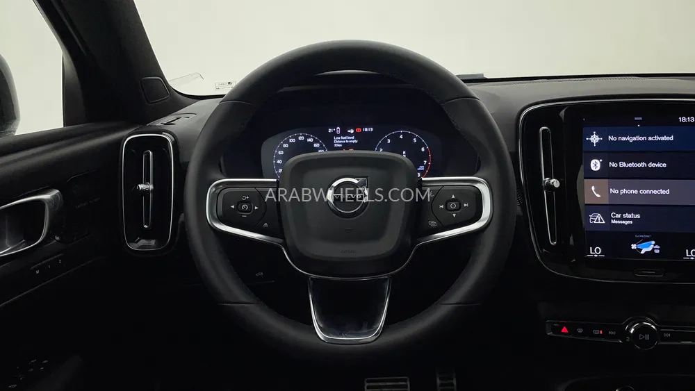Volvo XC40 2022 for Sale in Dubai Image-19