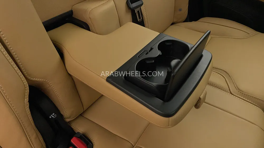 Volvo XC90 2023 for Sale in Dubai Image-43