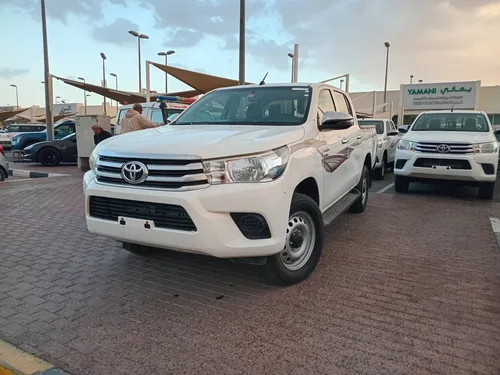Toyota Hilux 2.7L Double Cab GL M/T 4x4 2020