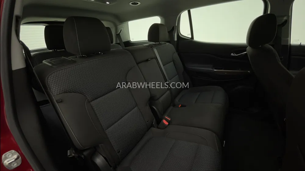 GMC Acadia 2020 for Sale in Dubai Image-26