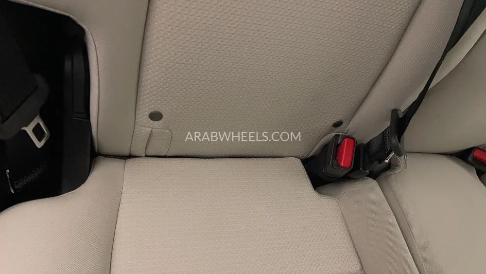 Honda HR-V 2019 for Sale in Dubai Image-32