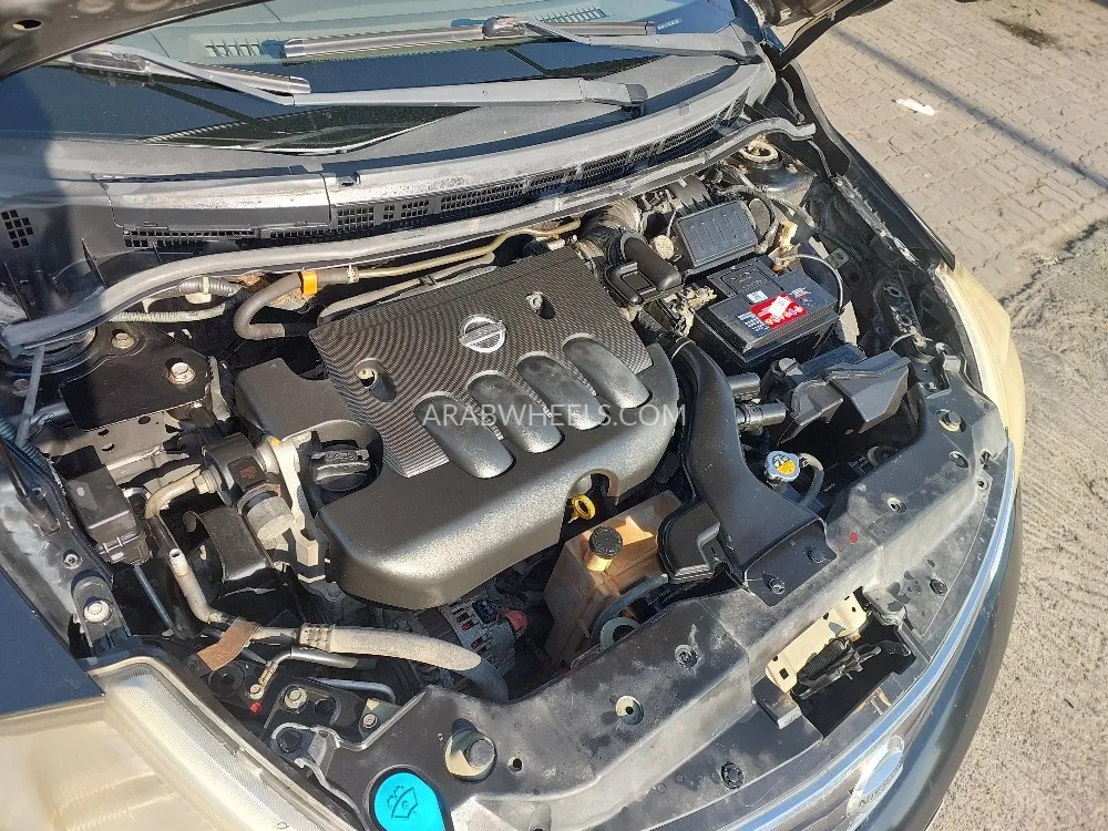 Nissan Tiida 2012 for Sale in Sharjah Image-5