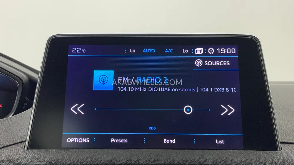 Peugeot 3008 2018 for Sale in Dubai Image-15