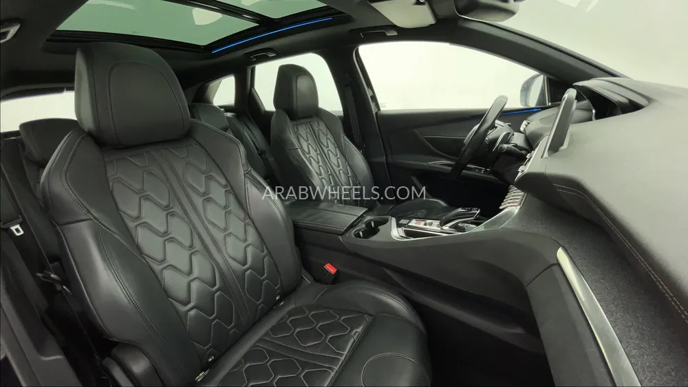 Peugeot 3008 2018 for Sale in Dubai Image-27