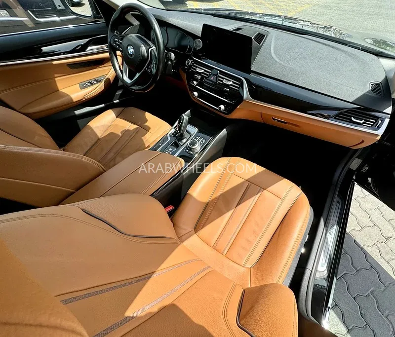BMW 5 series 2022 for Sale in Sharjah Image-9
