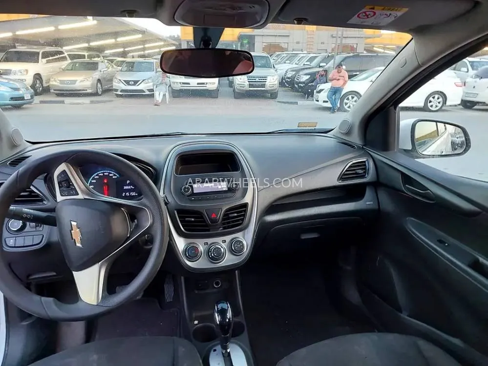 Chevrolet Spark 2017 for Sale in Sharjah Image-2