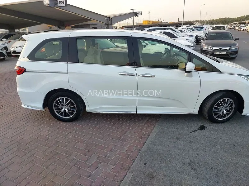 Honda Odyssey 2019 for Sale in Sharjah Image-6