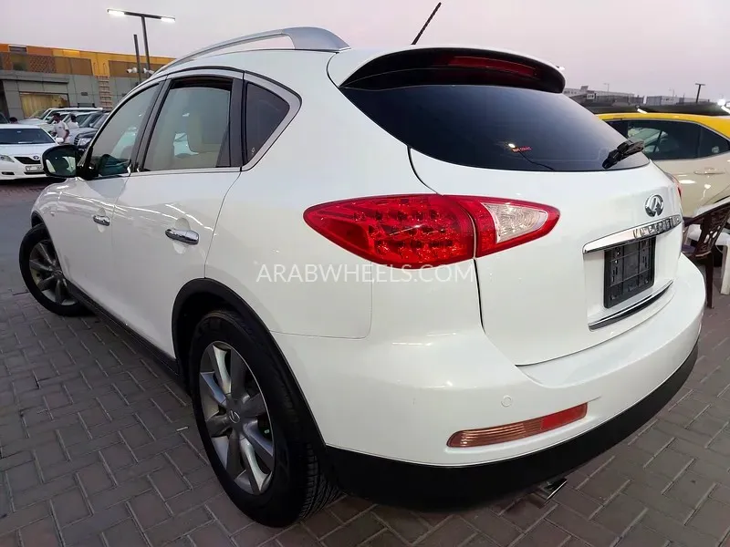 Infiniti EX35 2008 for Sale in Sharjah Image-9