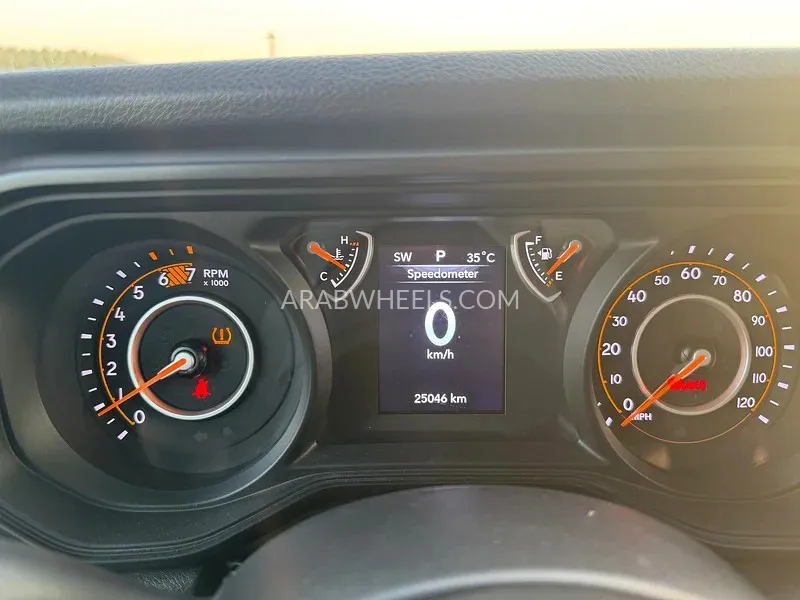 Jeep Wrangler 2024 for Sale in Sharjah Image-8